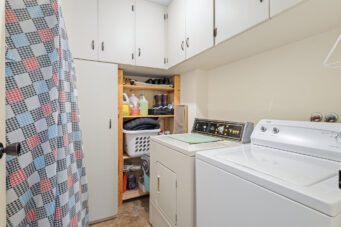 #706 – 4300 Mayberry Street